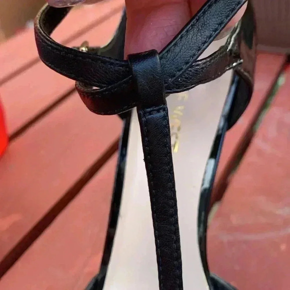 Nine West Black Stiletto Strappy Heels w both Patent  Leather/Leather - Picture 8 of 8